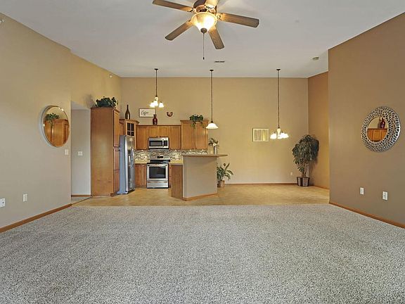 4th image of 3222 55th COURT #147