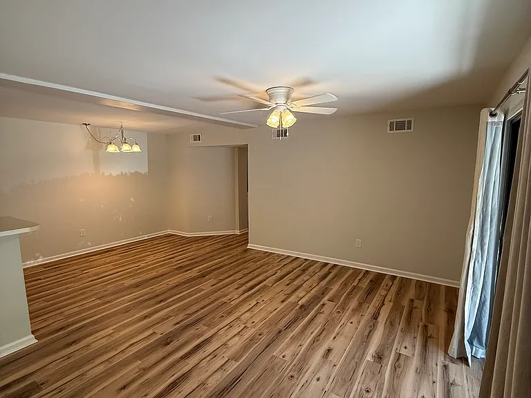 Living Room / Dining Room