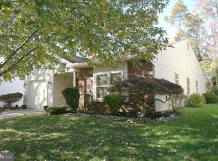 110 Candlelight Ct, Columbus, NJ 08022