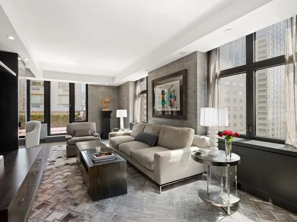 188 East 70th Street 10CB image 2 of 13