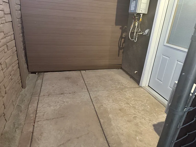 500 Meadow Ct — Photo 7