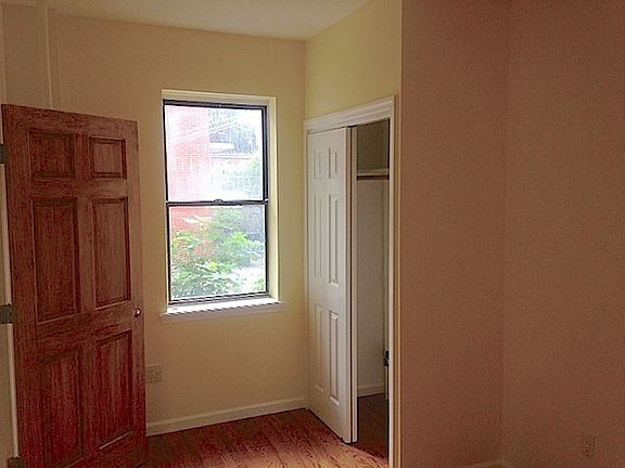 4th image of 2518 18th St #1C