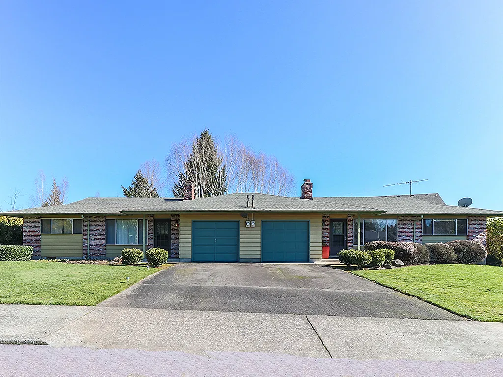 2 bed, $2,000 — Photo 1