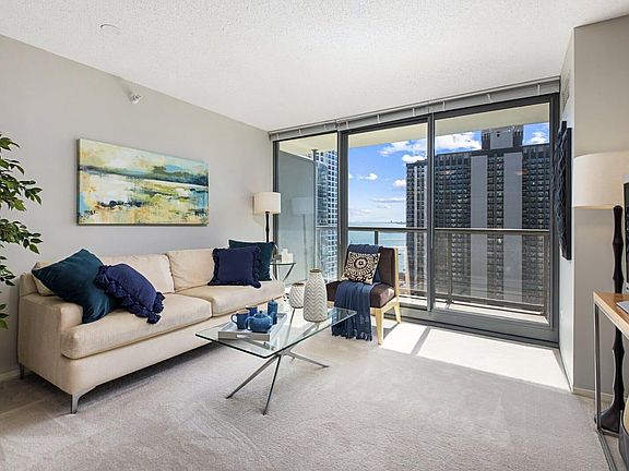 5th image of 300 E Randolph St #4006
