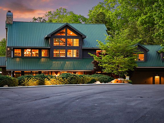 2nd image of 169 Cherokee Ridge Dr