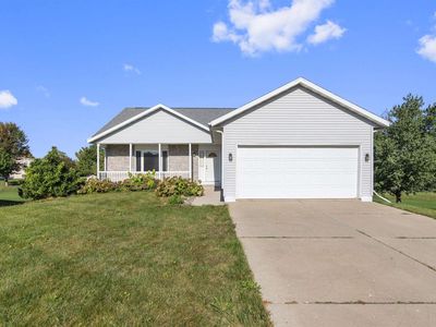 669 North Woods Edge Drive, Oregon, WI, 53575
