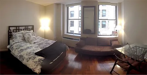 Rented by R New York