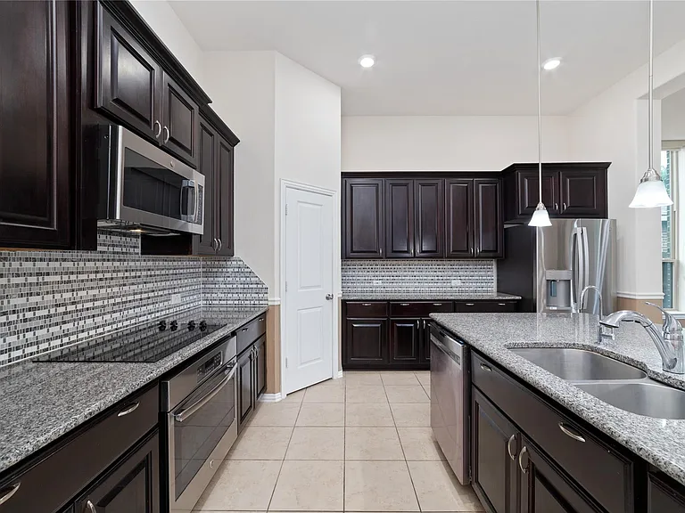 10903 Kennowy Ct — Photo 25