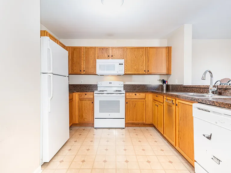146 Bertram Dr #G — Photo 10