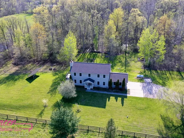 1782 Wooley Rd, Oxford, MI 48371