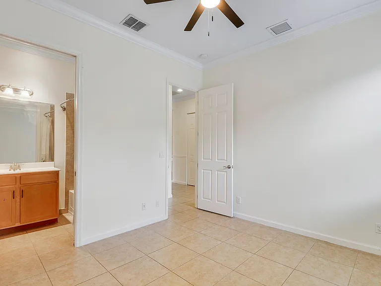 11340 SW Vanderbilt Cir — Photo 29