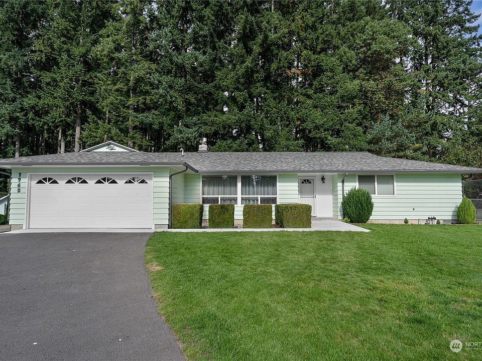 1st image of 1965 Ponderosa Drive SE