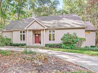 51111 Streamwood Dr, Granger, IN 46530