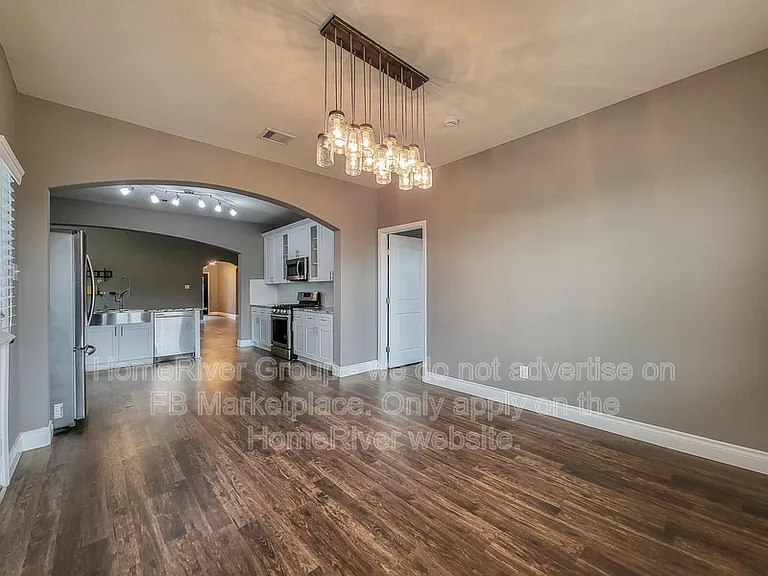 4626 Legends Bay Dr — Photo 7