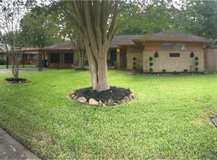 1709 Edgehill Rd, Pasadena, TX 77502