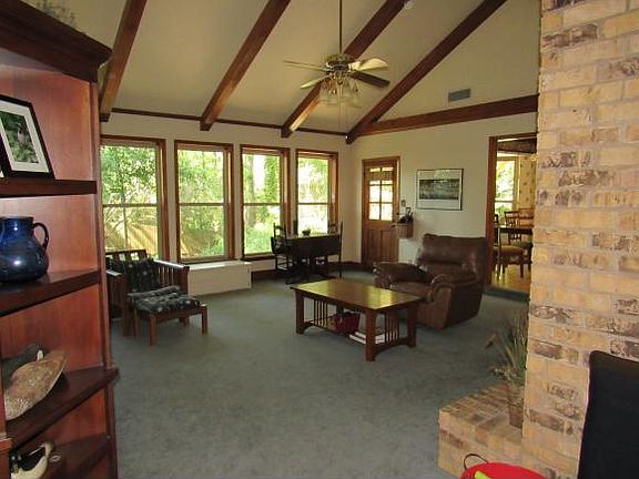 4th image of 3605 Tudor Dr