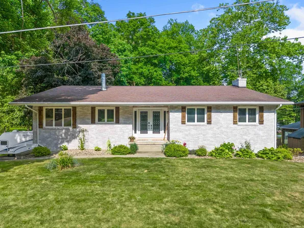 1405 W Woodburn St, Warsaw, IN 46580