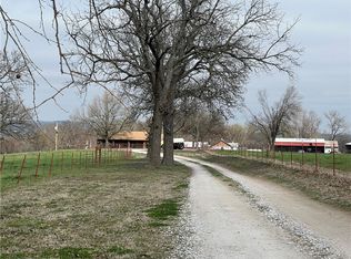 17884 Stonewall Wc 64 Rd, Prairie Grove, AR 72753