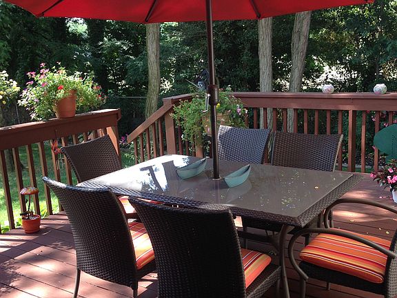 Deck , great tor guests