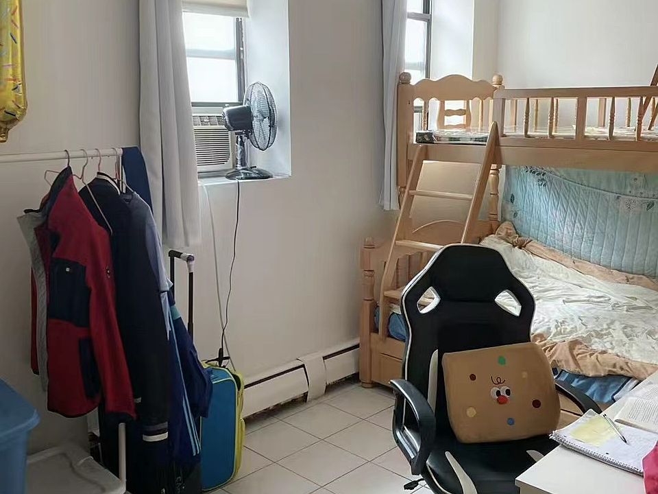 2nd image of 165 Sands St #706