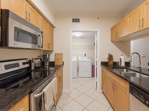 5th image of 6556 Emerald Dunes Drive #207