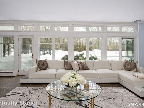 3rd image of 25 Powder Horn Hill Road