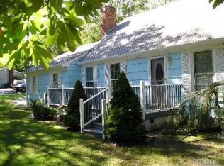 16 Water Rd, Rocky Point, NY 11778