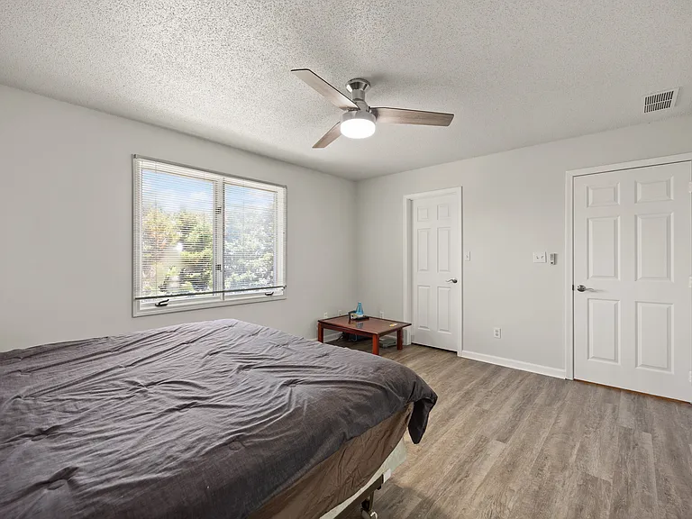 264 Jolin Dr #1 — Photo 31