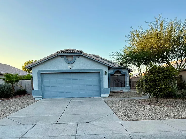 13200 W Desert Ln — Photo 2