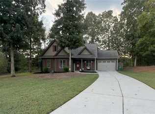 8730 Shade Tree Ct, Clermont, GA 30527