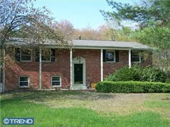 104 Pixie Moss Trl, Medford, NJ 08055