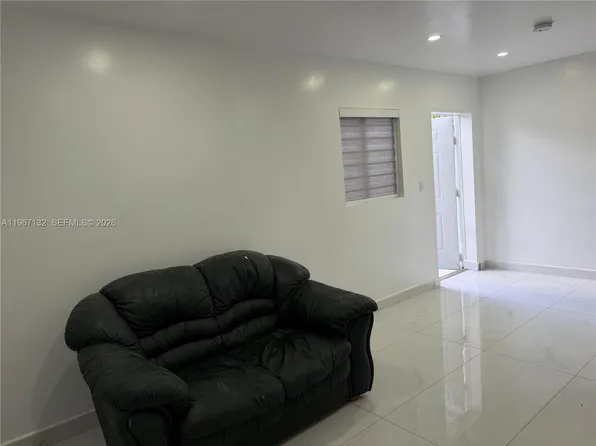 2340 NW 81st St #1, Miami, FL 33147