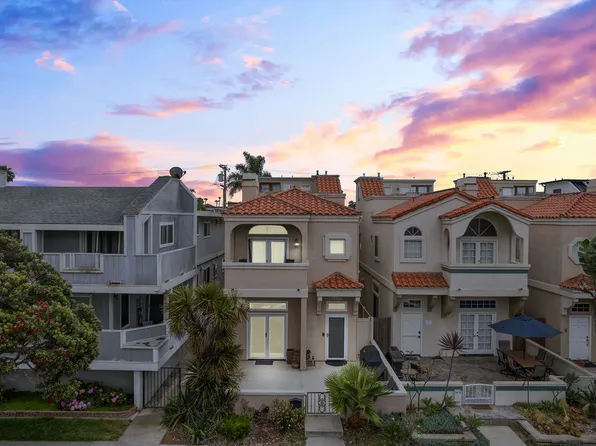 212 6th St, Huntington Beach, CA 92648