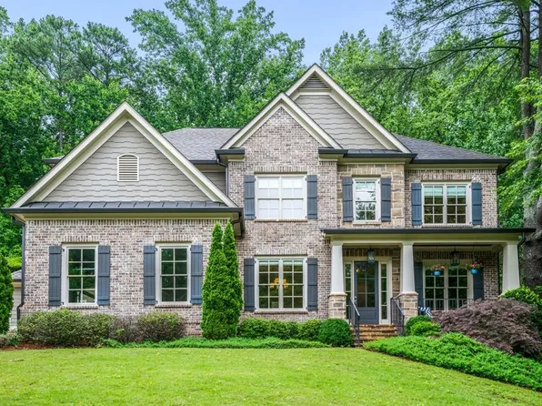 6039 Kayron Dr, Sandy Springs, GA 30328