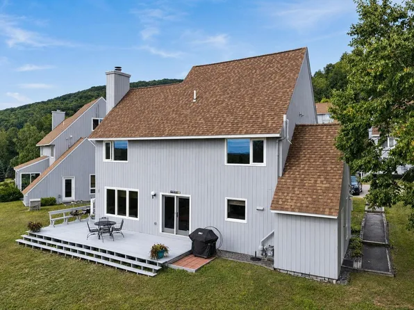 11 Rocky Point Road, Plymouth, NH 03264