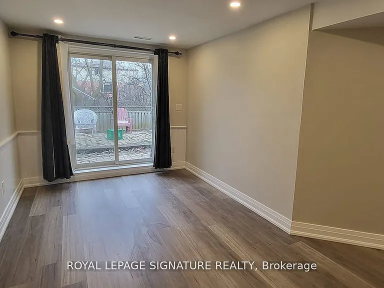 32 Albion St #BASEMENT — Photo 9