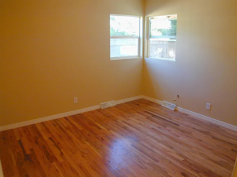 113 Columbia Rd — Photo 15