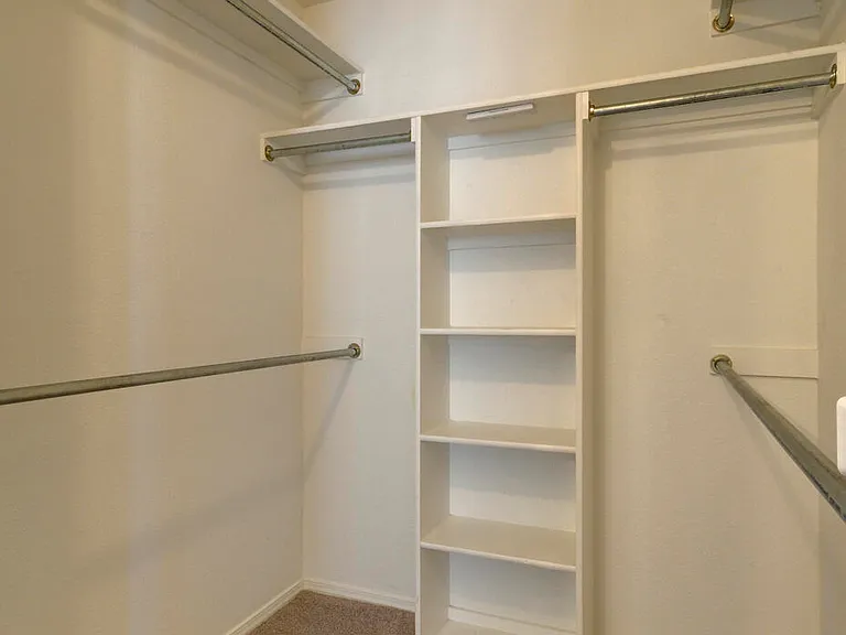 7209 Boxwood Ave NE — Photo 17