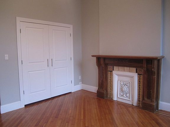 2nd image of 309 Jefferson Ave #2
