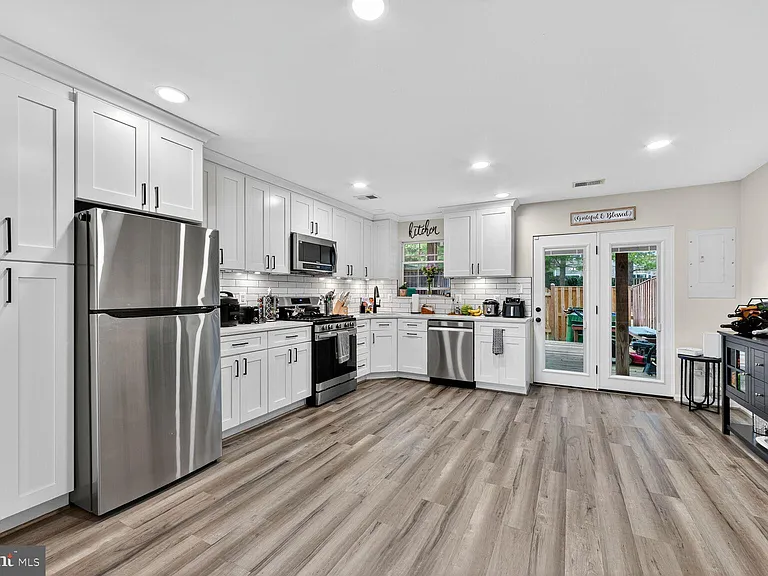 13486 Grouserun Ln — Photo 5