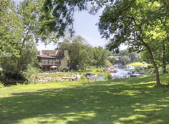 4th image of 609 NW North Shore Dr