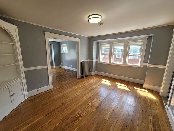 5th image of 10 Sewall St #10