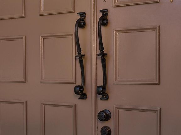 4th image of 2718 N Velarde Dr