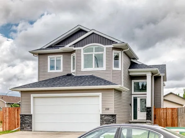 110 N Cedar Sq, Blackfalds, AB T4M 0B4