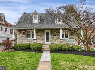 112 S George St, Mechanicsburg, PA