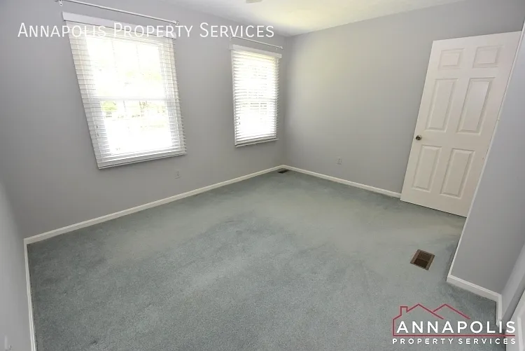 1915 Ridgewood Rd — Photo 25
