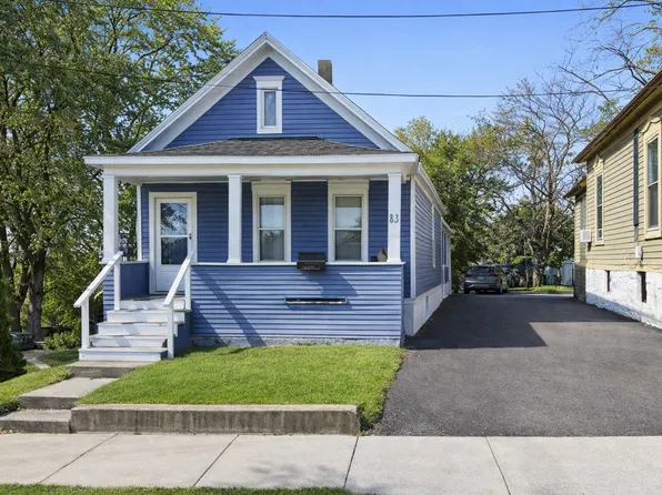 262 Bartlett Pl, Elgin, IL 60120