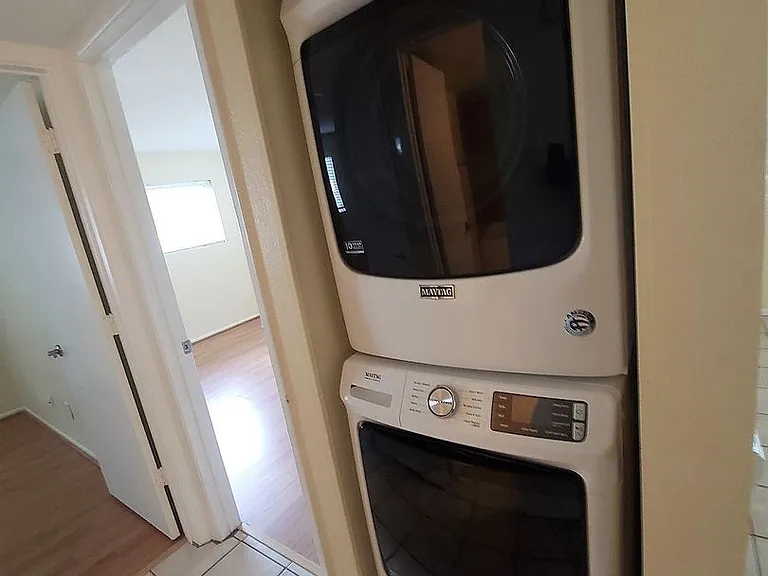 700 W University Dr #118 — Photo 6