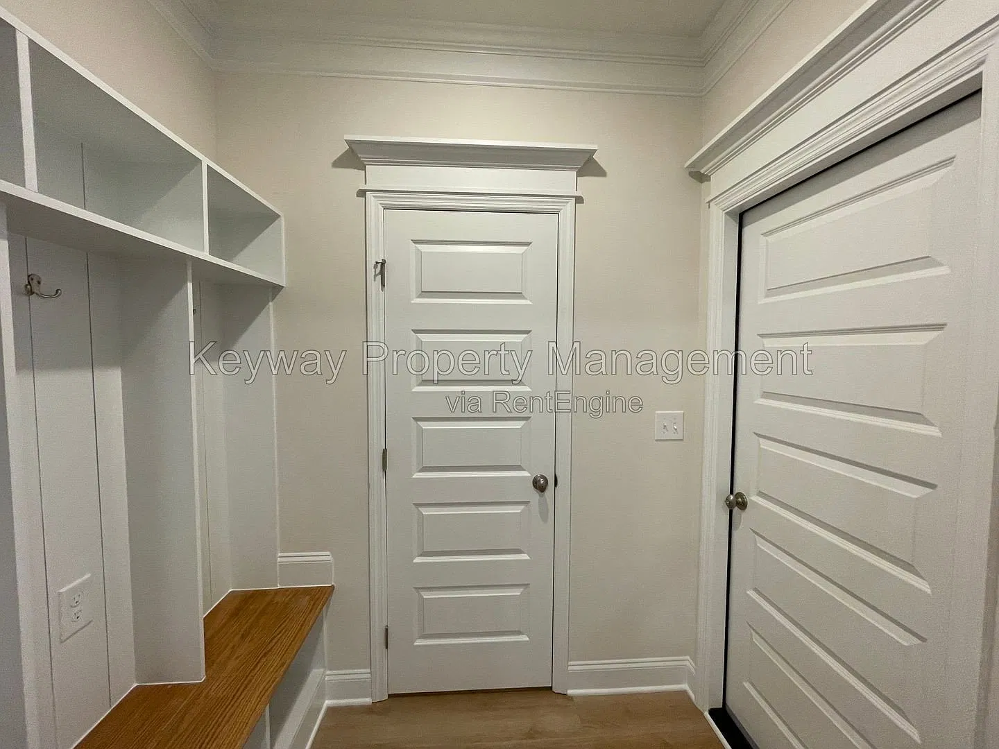 3 bed, 2.5 bath, 1635 sqft, $1,895 — Photo 4