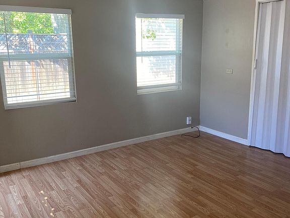3rd image of 312A Peninsula Ave #A